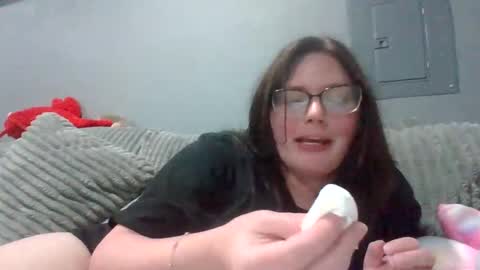 luckygirl96 online show from November 2025 02:10:01 AM