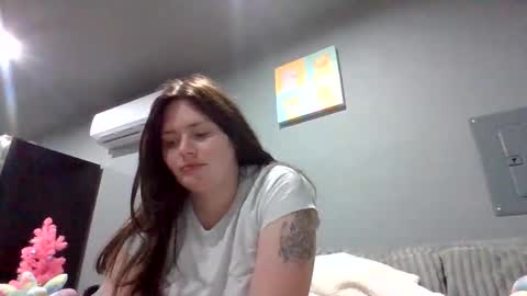 luckygirl96 online show from November 2025 03:56:01 AM