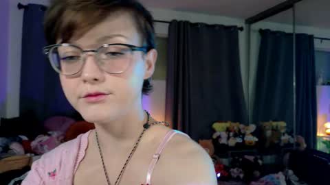 Jade online show from January 2026 04:17:01 AM