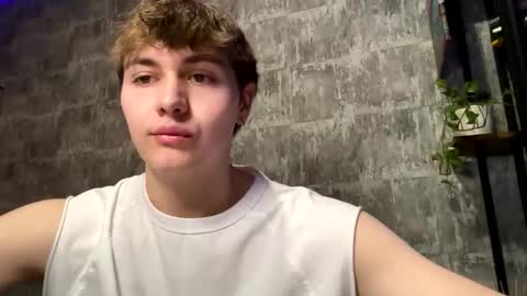 Ricky online show from January 2026 12:10:01 PM