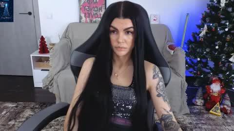 Monika online show from December 2025 07:01:02 AM