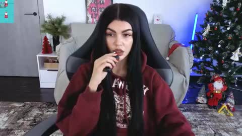 Monika online show from January 2026 10:39:01 AM