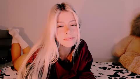 Snapshot of luckysapphire777 chatting on February 2025 04:36:01 PM luckysapphire777 online show from February 2025 04:36:01 PM