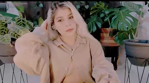 Snapshot of luckysapphire777 chatting on October 2025 07:14:02 PM luckysapphire777 online show from October 2025 07:14:02 PM