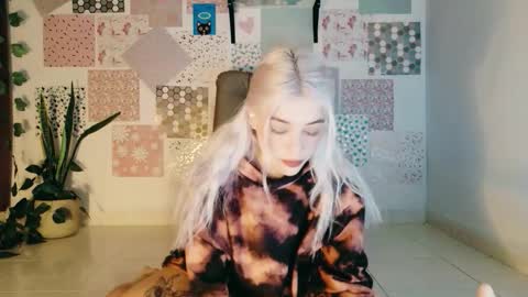 Snapshot of luckysapphire777 chatting on February 2026 08:13:01 AM luckysapphire777 online show from February 2026 08:13:01 AM