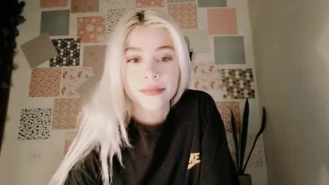 Snapshot of luckysapphire777 chatting on March 2026 09:13:01 AM luckysapphire777 online show from March 2026 09:13:01 AM