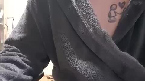 Snapshot of luckyshot91 chatting on March 2025 09:08:02 PM luckyshot91 online show from March 2025 09:08:02 PM