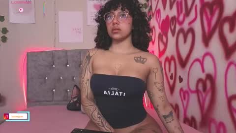 Snapshot of luckyswagson chatting on November 2025 05:17:02 AM Luanis online show from November 2025 05:17:02 AM