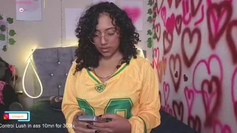 Snapshot of luckyswagson chatting on January 2026 05:33:01 AM Luanis online show from January 2026 05:33:01 AM