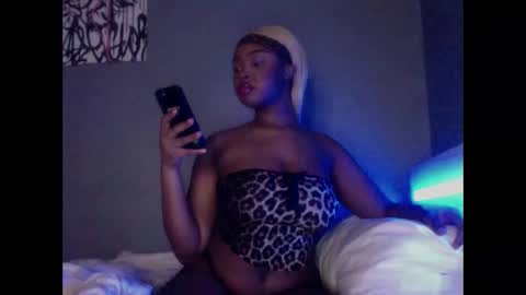 luckytonightx online show from February 2026 12:09:02 AM