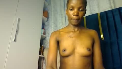 Snapshot of luckyy003 chatting on September 2025 02:30:02 PM brielle online show from September 2025 02:30:02 PM