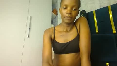 Snapshot of luckyy003 chatting on September 2025 04:05:02 AM brielle online show from September 2025 04:05:02 AM