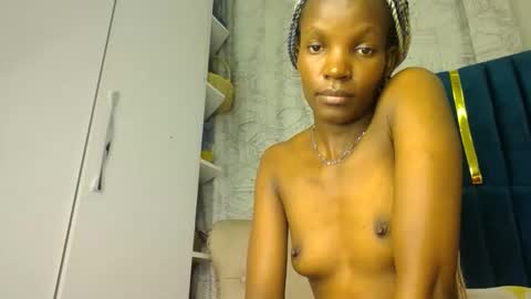 Snapshot of luckyy003 chatting on November 2025 11:15:01 PM brielle online show from November 2025 11:15:01 PM