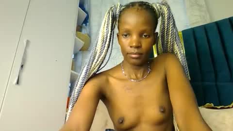 Snapshot of luckyy003 chatting on November 2025 10:04:01 AM brielle online show from November 2025 10:04:01 AM