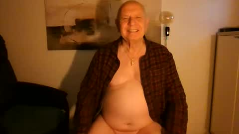 Luclostops online show from October 2025 09:24:02 PM