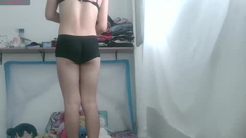 Snapshot of lucrecia21_ chatting on January 2025 04:22:01 PM Lucrecia... new accout...OFS LU 21 online show from January 2025 04:22:01 PM