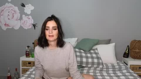 Lucy online show from April 2026 09:09:02 PM
