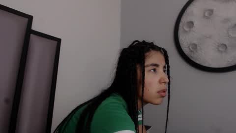 Snapshot of lucy__23 chatting on December 2025 05:27:02 AM online show from December 2025 05:27:02 AM