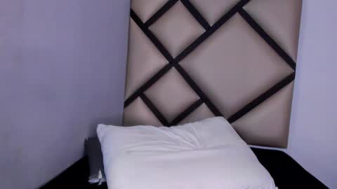 Snapshot of lucy__23 chatting on March 2026 08:26:33 AM online show from March 2026 08:26:33 AM