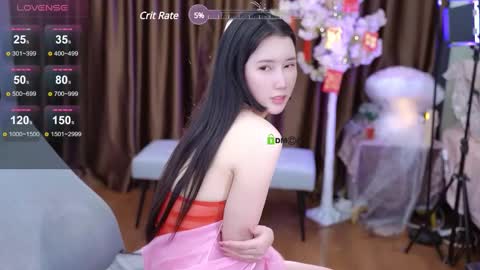 Snapshot of lucy__bb chatting on January 2025 03:51:01 PM Lucy online show from January 2025 03:51:01 PM