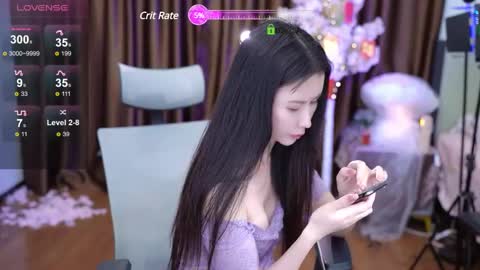 Snapshot of lucy__bb chatting on February 2025 01:19:02 PM Lucy online show from February 2025 01:19:02 PM