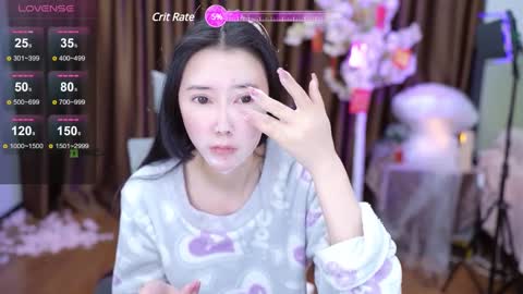Snapshot of lucy__bb chatting on February 2025 01:15:01 AM Lucy online show from February 2025 01:15:01 AM