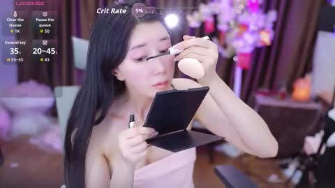 Snapshot of lucy__bb chatting on October 2025 12:53:02 AM Lucy online show from October 2025 12:53:02 AM