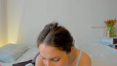 Snapshot of lucy__ray chatting on April 2026 02:58:01 PM lucy__ray online show from April 2026 02:58:01 PM