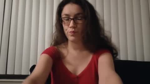 Snapshot of lucy_allison chatting on January 2025 05:05:02 AM Lucy online show from January 2025 05:05:02 AM