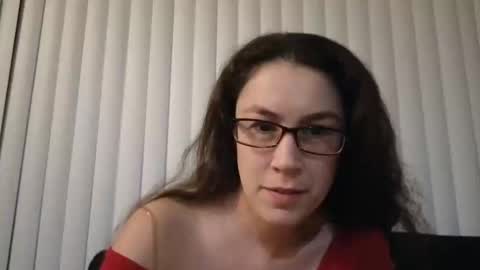 Snapshot of lucy_allison chatting on January 2025 05:53:01 AM Lucy online show from January 2025 05:53:01 AM