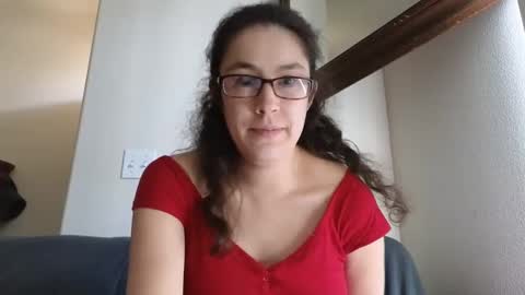 Snapshot of lucy_allison chatting on February 2025 09:06:02 PM Lucy online show from February 2025 09:06:02 PM