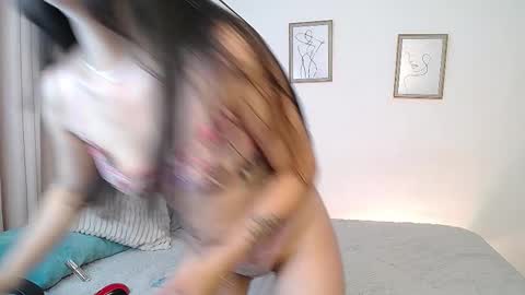 Lucia online show from February 2026 10:20:02 PM