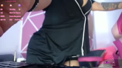 lucy_beatifull online show from March 2026 11:58:01 AM