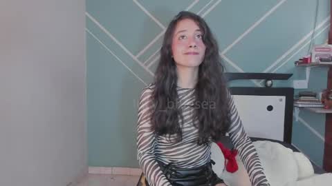 Lucy Herrera online show from April 2026 03:03:02 PM