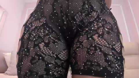 Snapshot of lucy_canel chatting on February 2026 08:49:01 PM lucy_canel online show from February 2026 08:49:01 PM