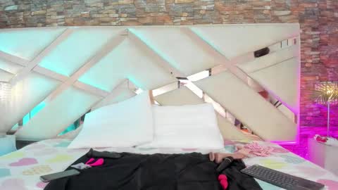 Snapshot of lucy_davies_ chatting on March 2026 11:36:01 AM lucy_davies_ online show from March 2026 11:36:01 AM