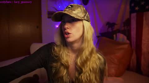 Lucy. online show from February 2025 07:15:01 AM