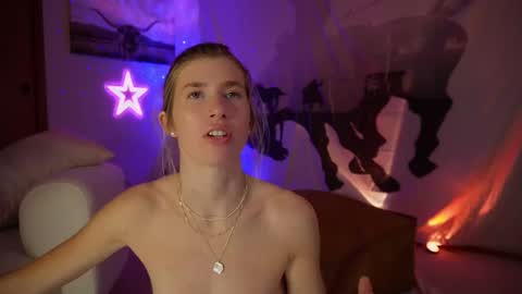 Lucy. online show from March 2025 05:11:01 AM