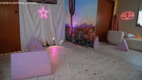 Lucy. online show from September 2025 08:43:01 PM