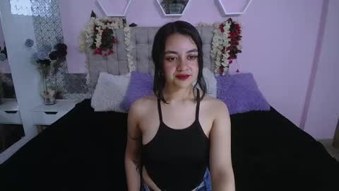 Snapshot of lucy_harris_ chatting on March 2025 02:57:02 AM lucy_harris_ online show from March 2025 02:57:02 AM