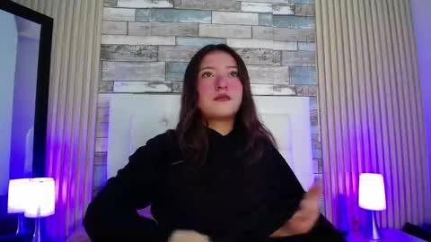 Snapshot of lucy_hs chatting on January 2025 04:05:01 AM lucy_hs online show from January 2025 04:05:01 AM