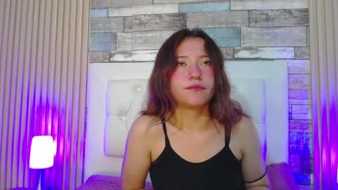 Snapshot of lucy_hs chatting on February 2025 09:09:01 AM lucy_hs online show from February 2025 09:09:01 AM