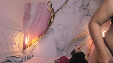 Lucy online show from October 2025 11:11:02 AM