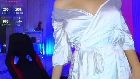 Snapshot of lucy_pincer chatting on December 2024 03:15:02 AM Lucy online show from December 2024 03:15:02 AM
