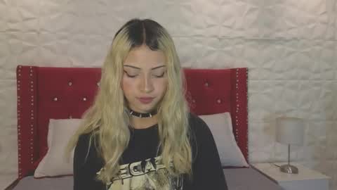 PINK online show from October 2025 02:59:01 PM