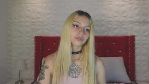 PINK online show from October 2025 07:03:02 PM