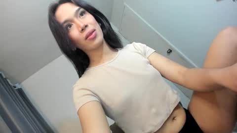 Snapshot of lucy_shane chatting on September 2025 10:58:02 AM lucy_shane online show from September 2025 10:58:02 AM