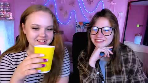 lucy online show from May 2026 07:33:01 PM