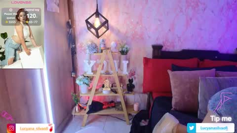 Snapshot of lucyanasilva chatting on September 2025 12:05:02 PM Lucyana Silva online show from September 2025 12:05:02 PM