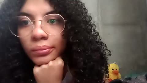 Snapshot of lucybellea chatting on October 2025 06:19:02 PM Lucia online show from October 2025 06:19:02 PM